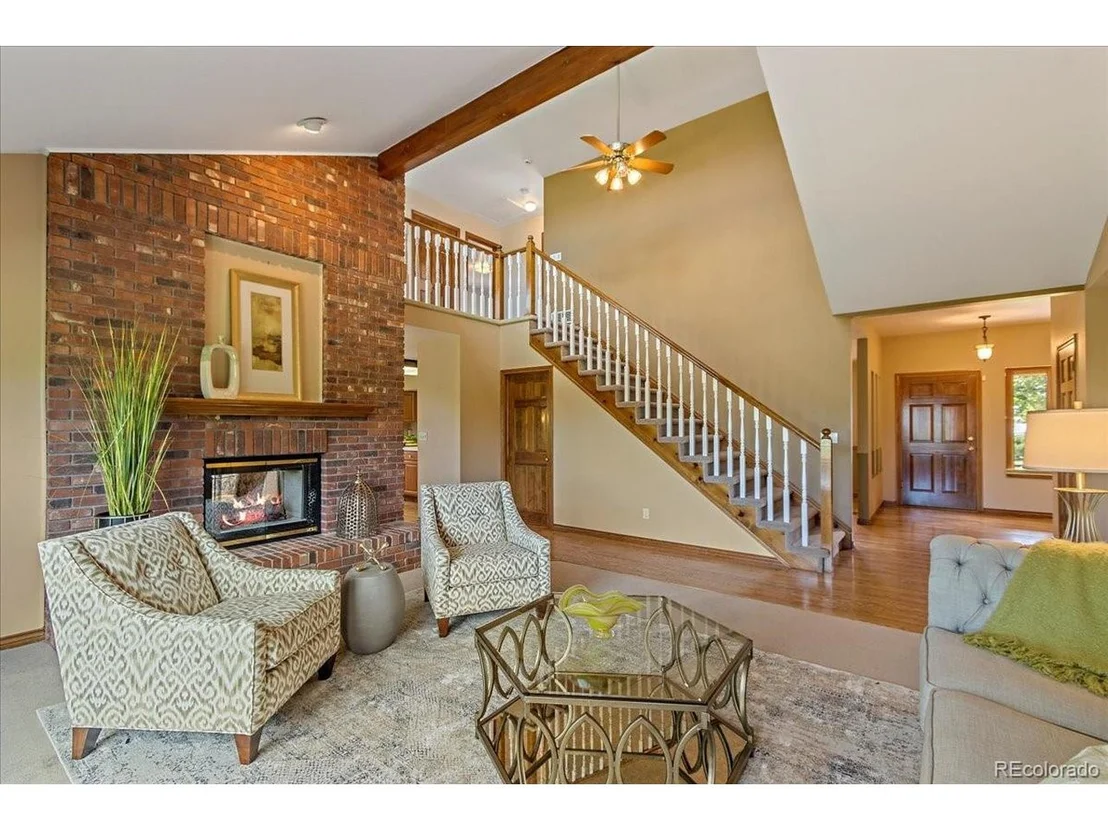 Photo of 35 Skyline Dr