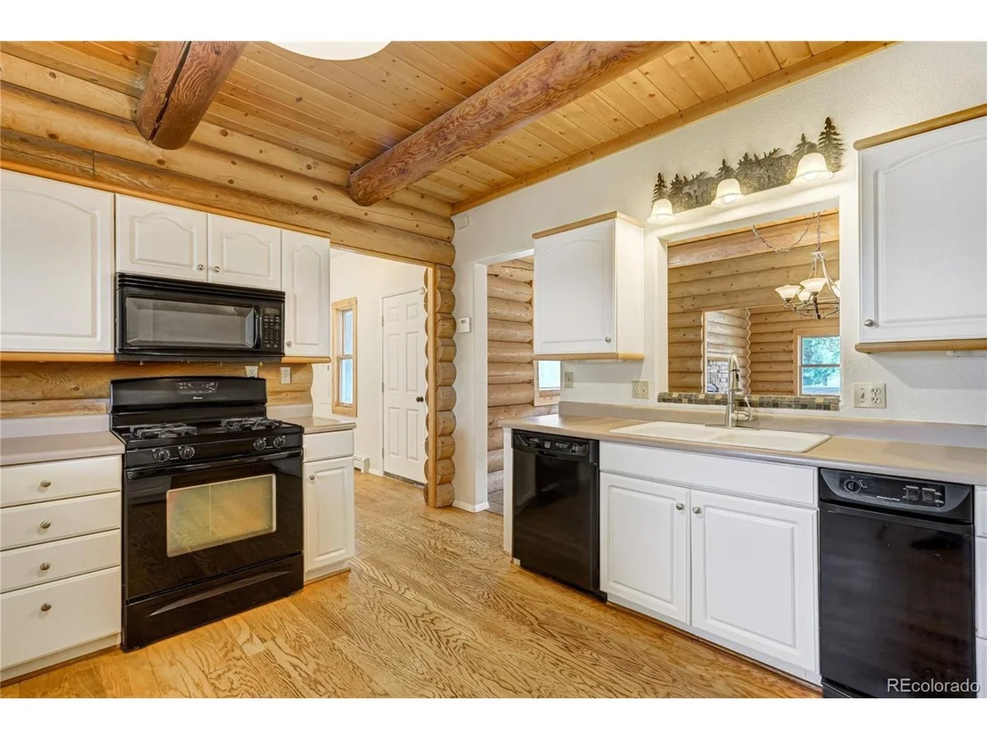 Photo of 18820 Saddle Blanket Ln
