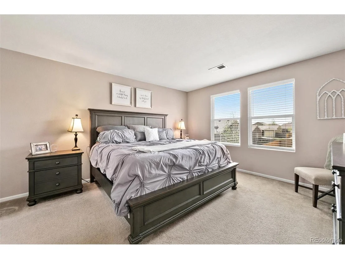 Photo of 875 Lonewolf Cir