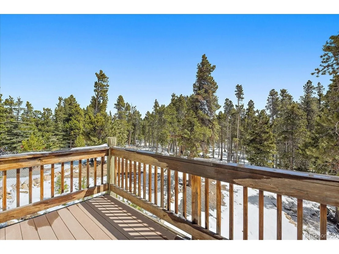 Photo of 286 Chieftain Rd