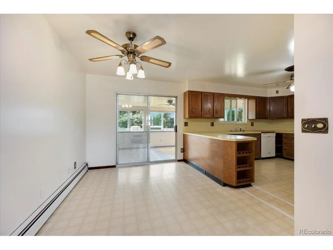 Photo of 3933 Viewpoint Way