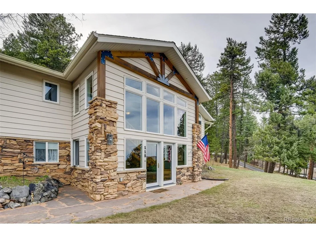 Photo of 115 Spruce Rd