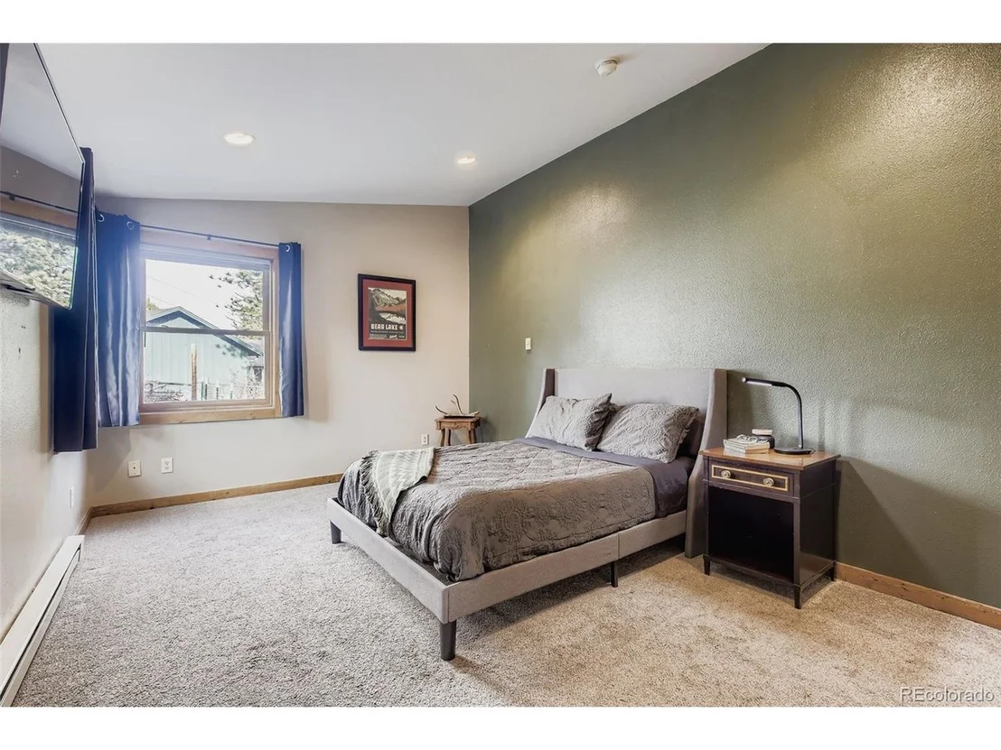 Photo of 178 Stanley Circle Dr