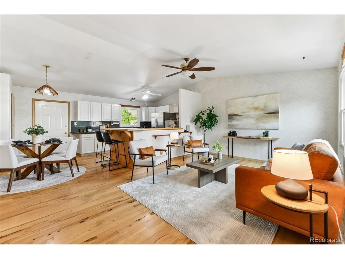 Photo of 100 Flora Ct