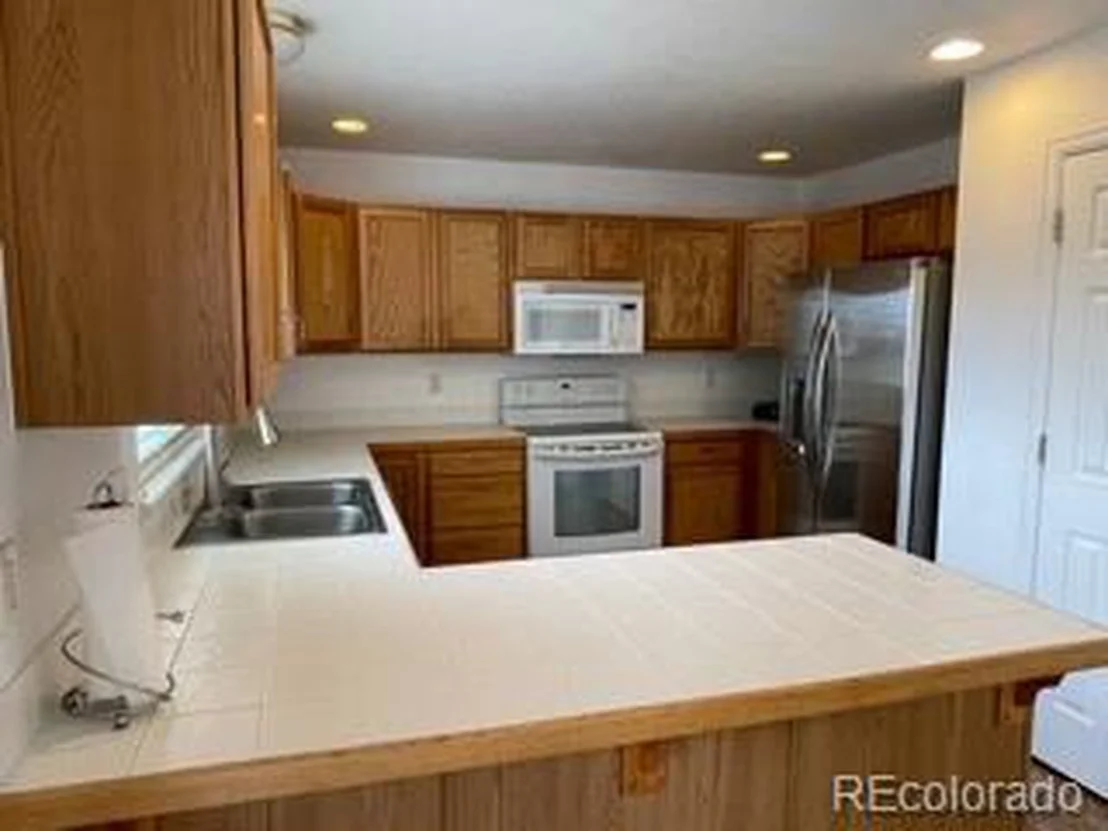 Photo of 735 Sparrow Hawk Dr