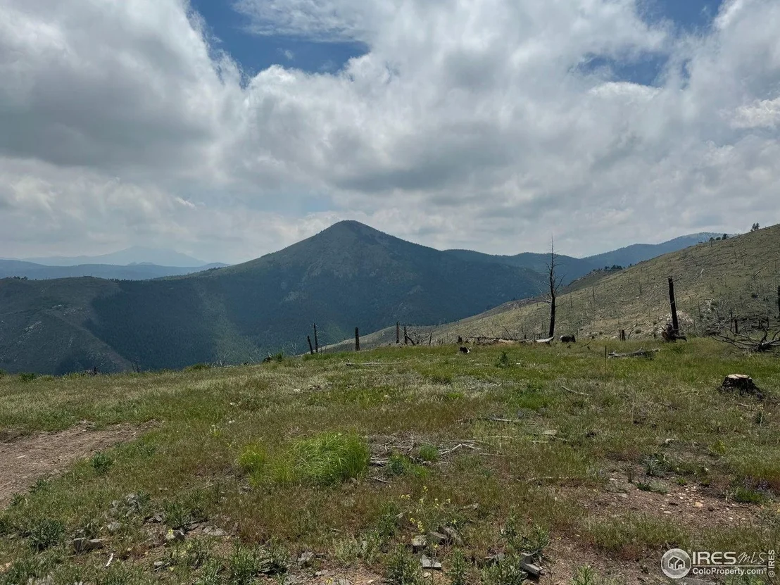 Photo of 280 Rim Rd