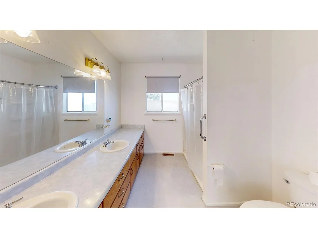 Photo of 2504 Haskell Pl