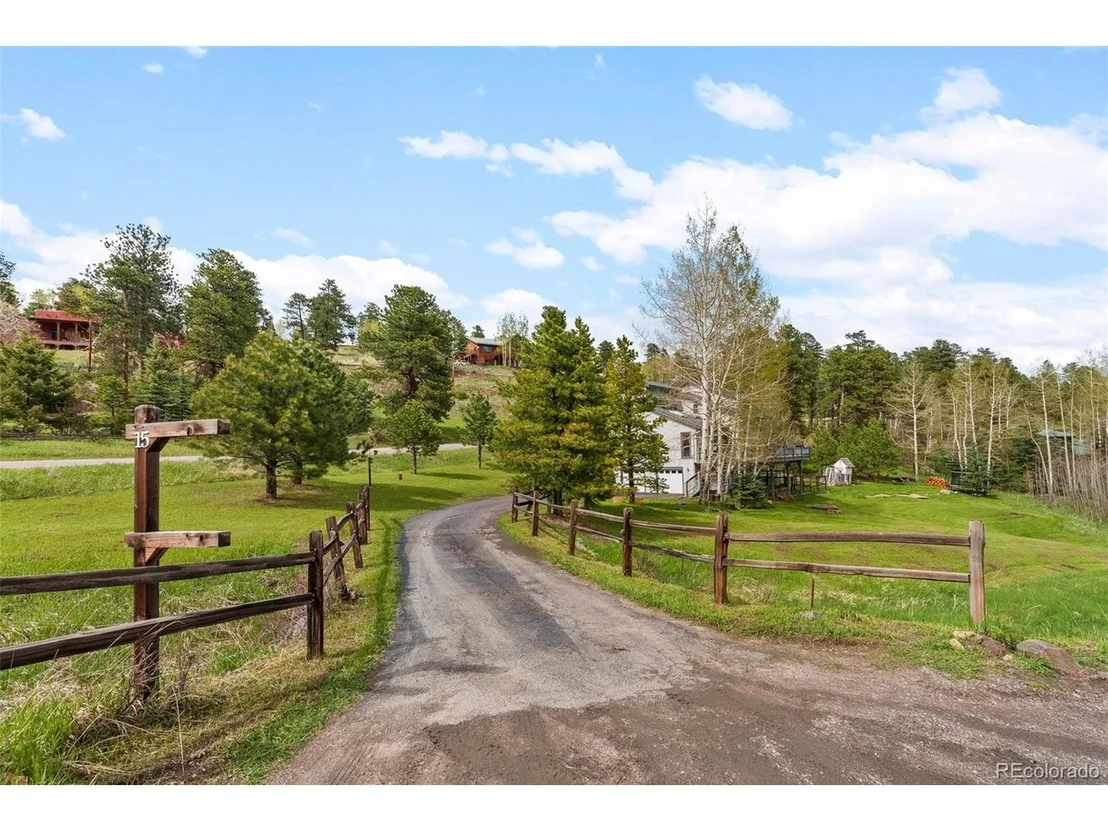 Photo of 15 Timber Ln