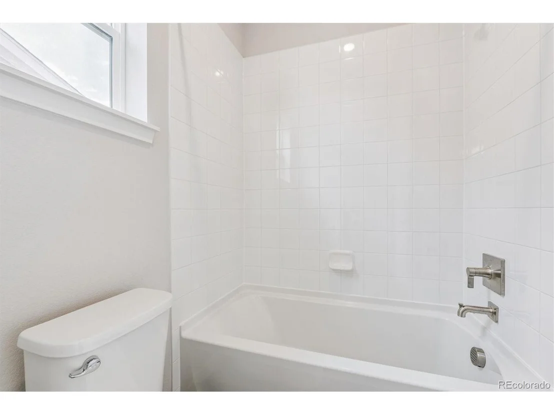 Photo of 2512 Lupton Ln