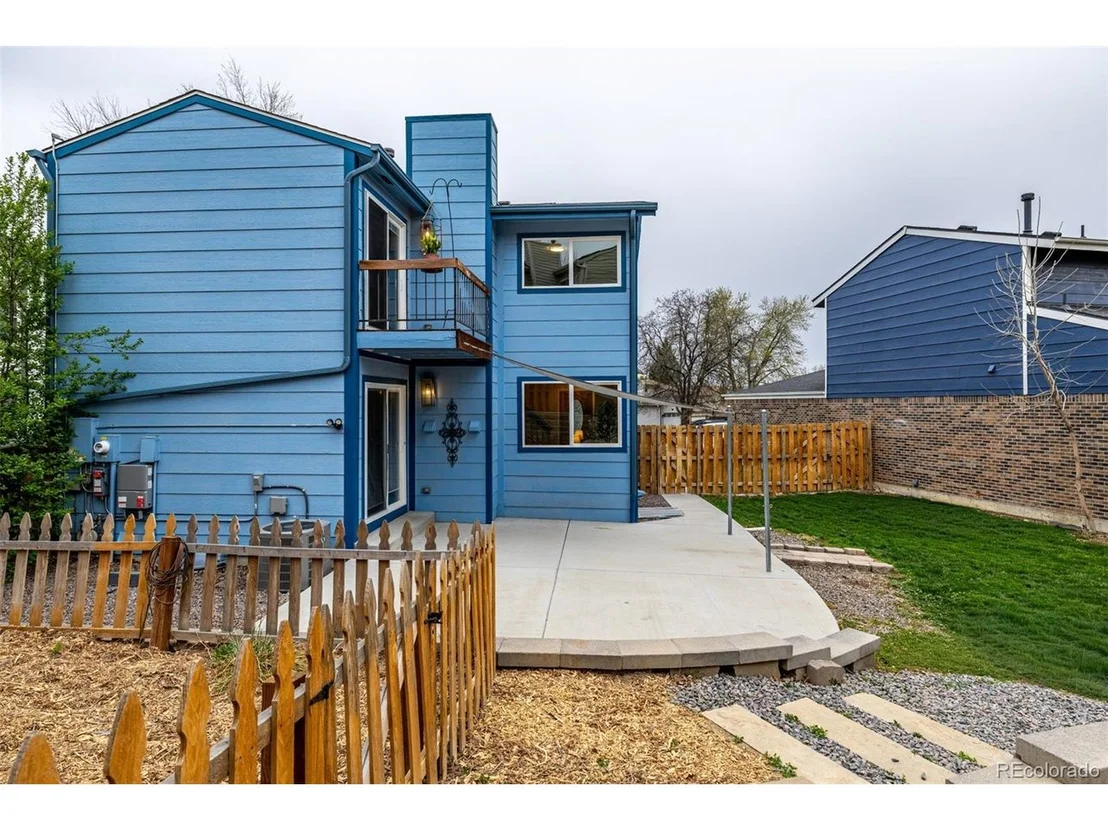 Photo of 7143 Fenton Cir