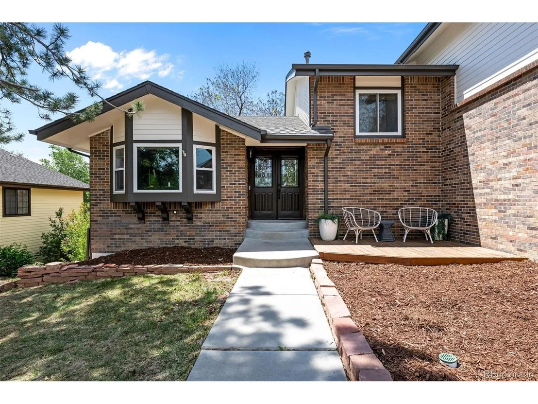 Photo of 755 Old Stone Dr