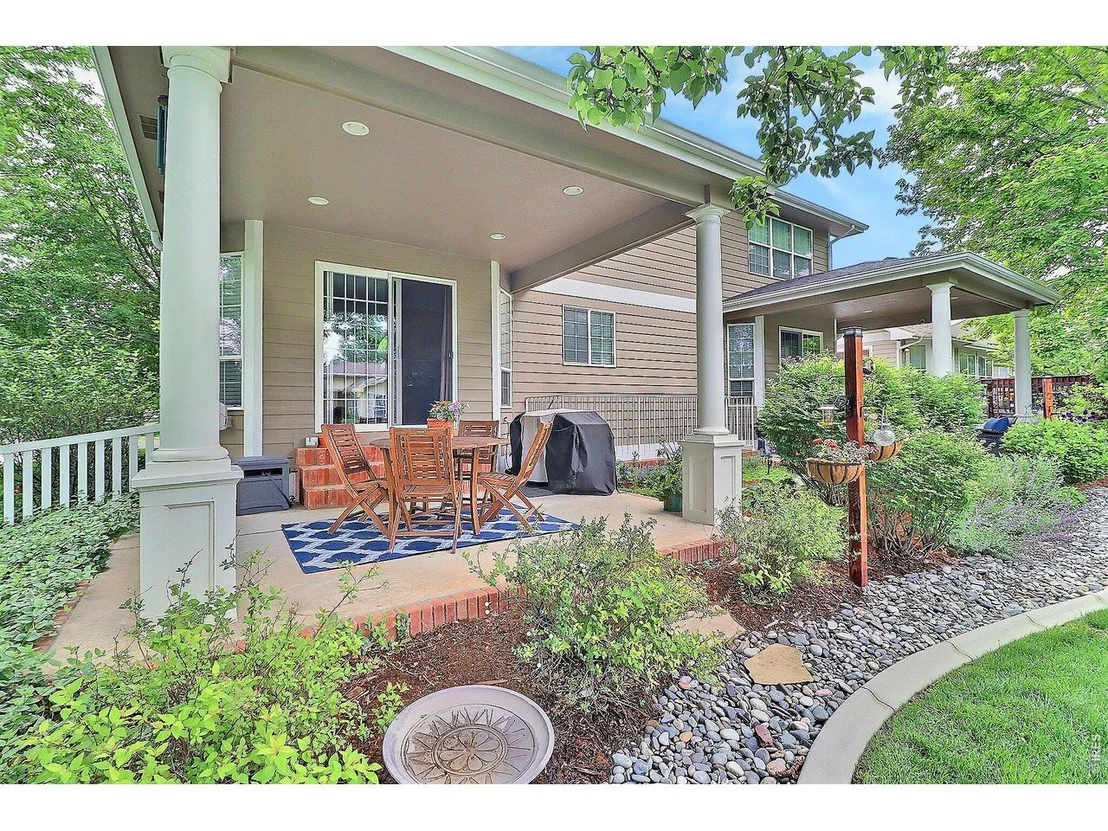 Photo of 101 54th Ave