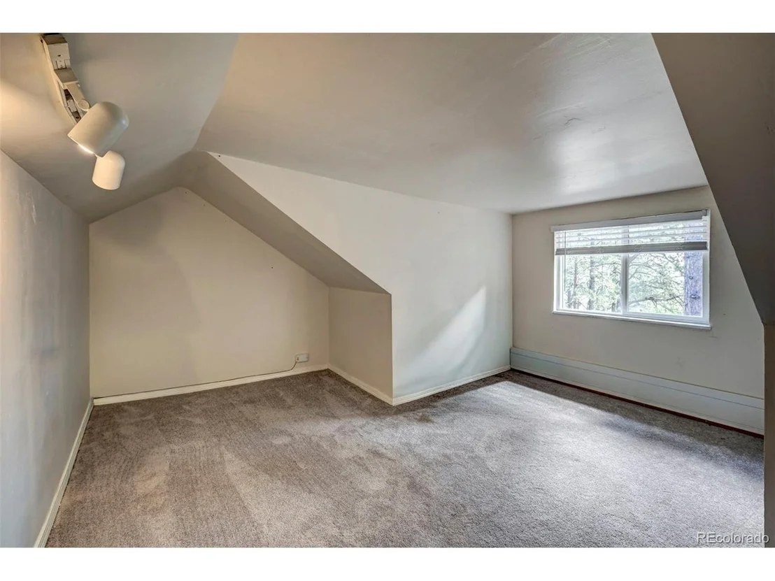 Photo of 10689 Charles Ln