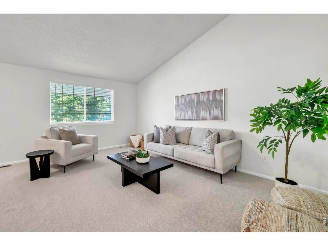 Photo of 1106 Red Oak Dr