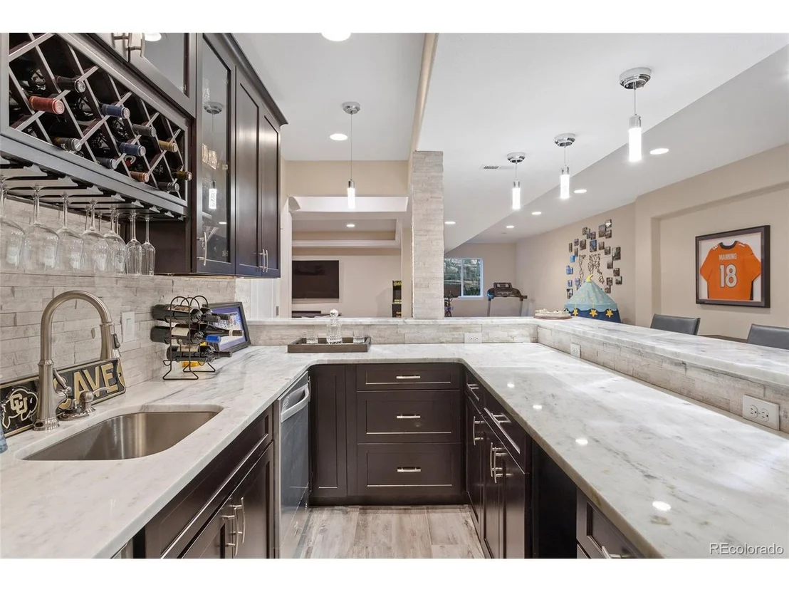 Photo of 10031 Isle Cir