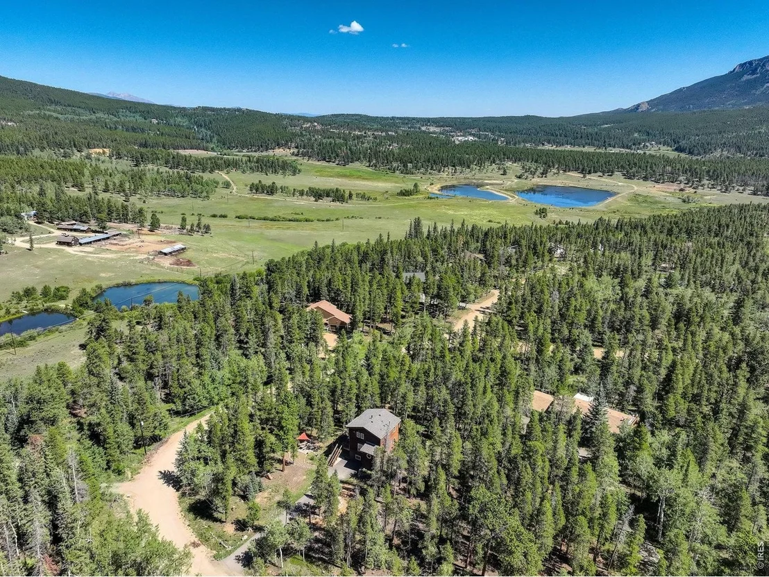 Photo of 104 E Dory Way