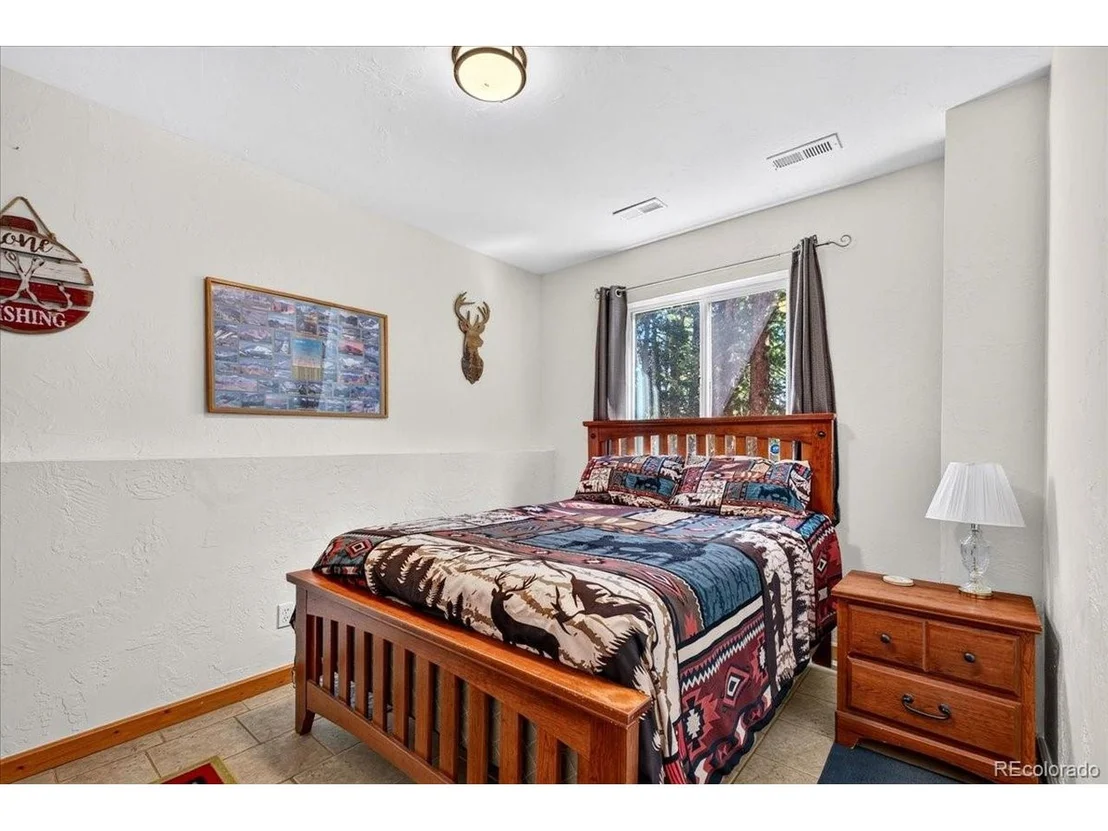 Photo of 255 Bum Dr