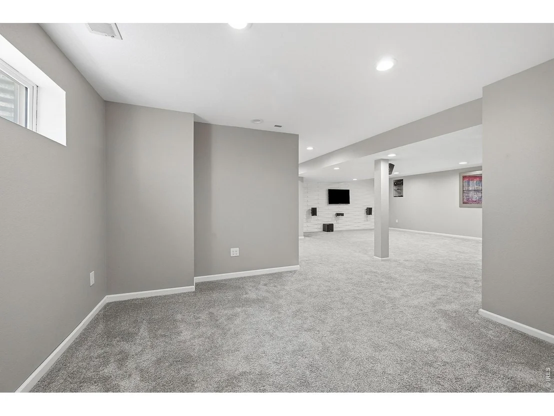 Photo of 2073 River West Dr