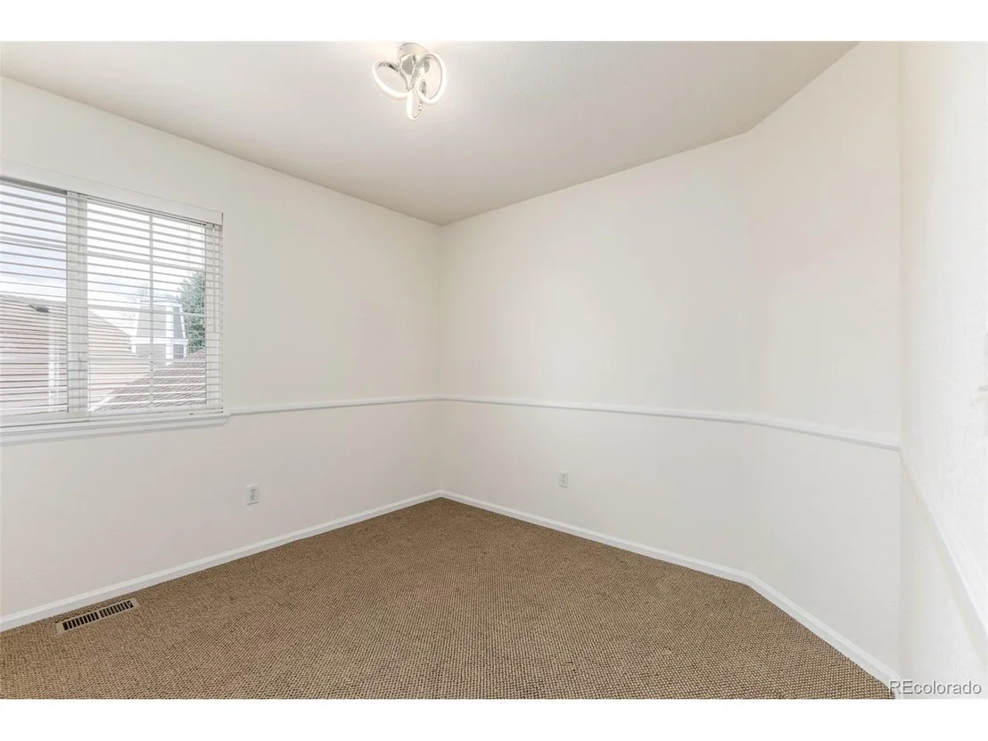 Photo of 8825 Fairview Oaks Pl