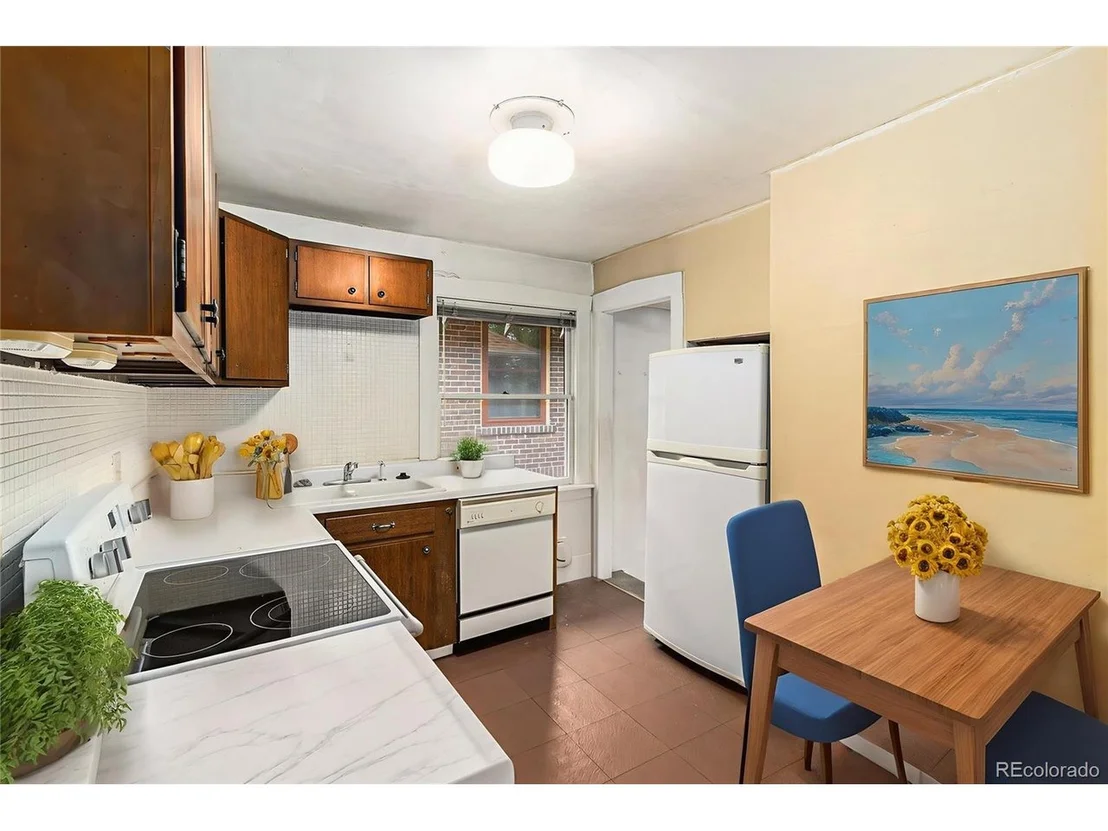 Photo of 4010 Grove St