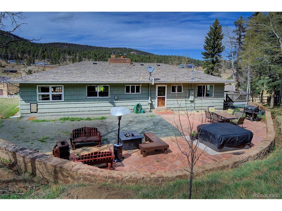 Photo of 28574 Columbine Dr