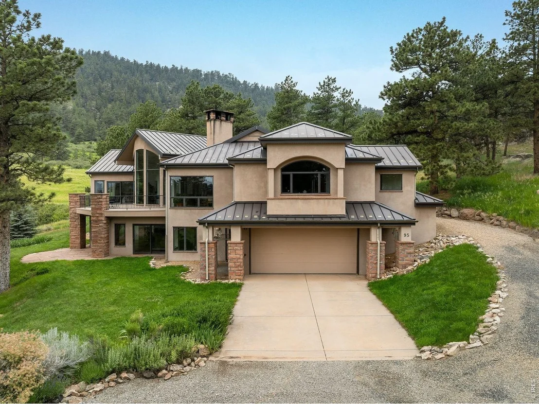 Photo of 95 Rowell Dr