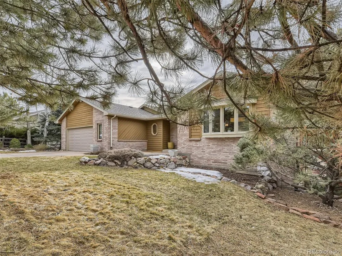 Photo of 8304 Carriage Cir