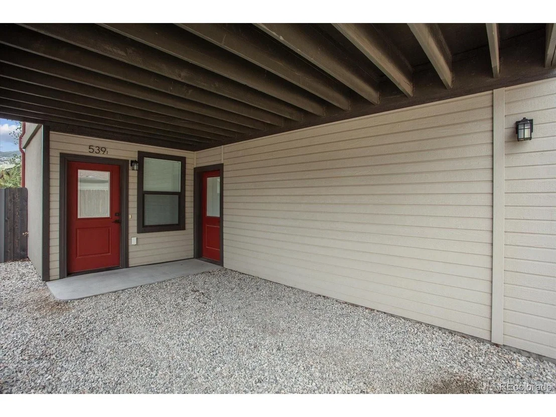 Photo of 539 W 2nd St