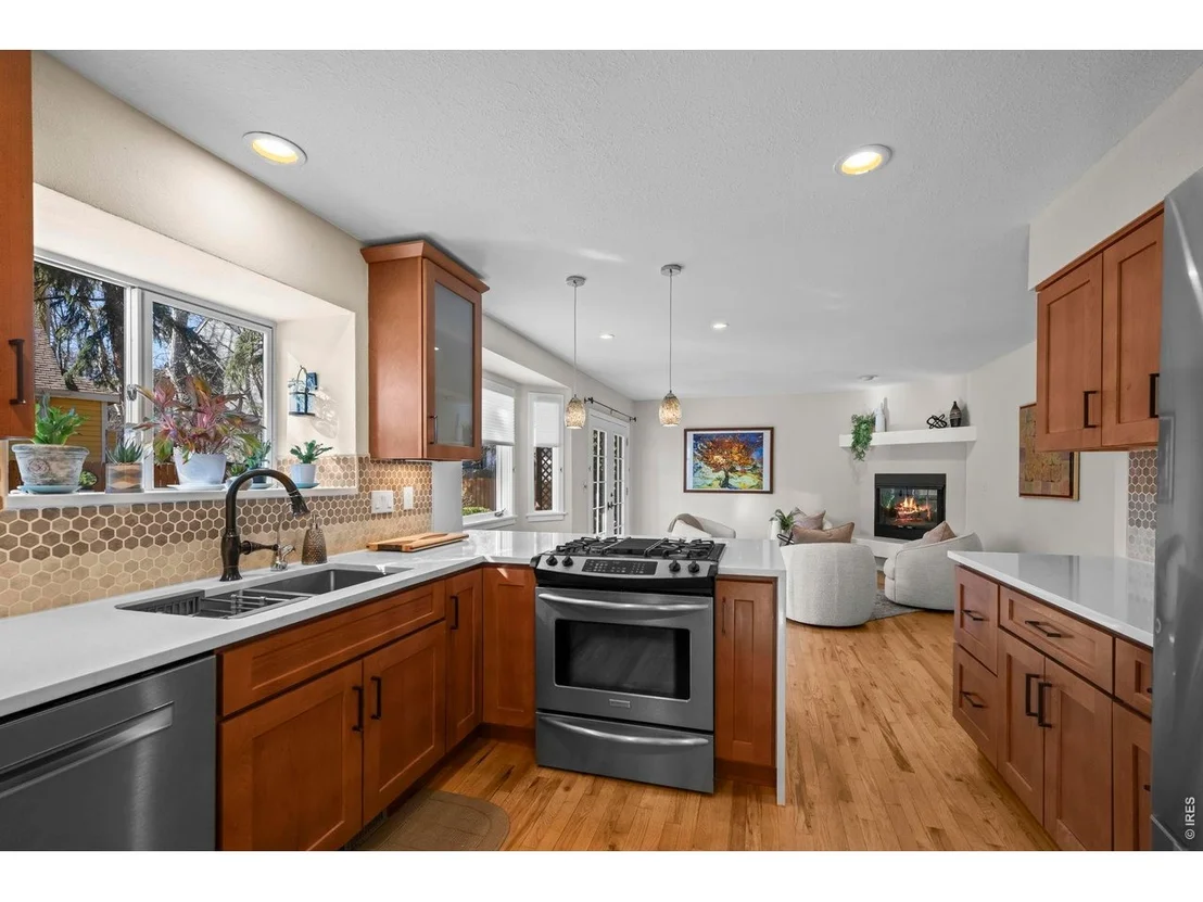 Photo of 1620 Oak Ave