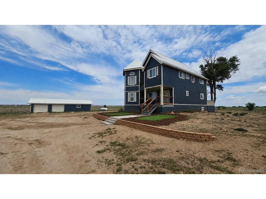 Photo of 7447 County Road U