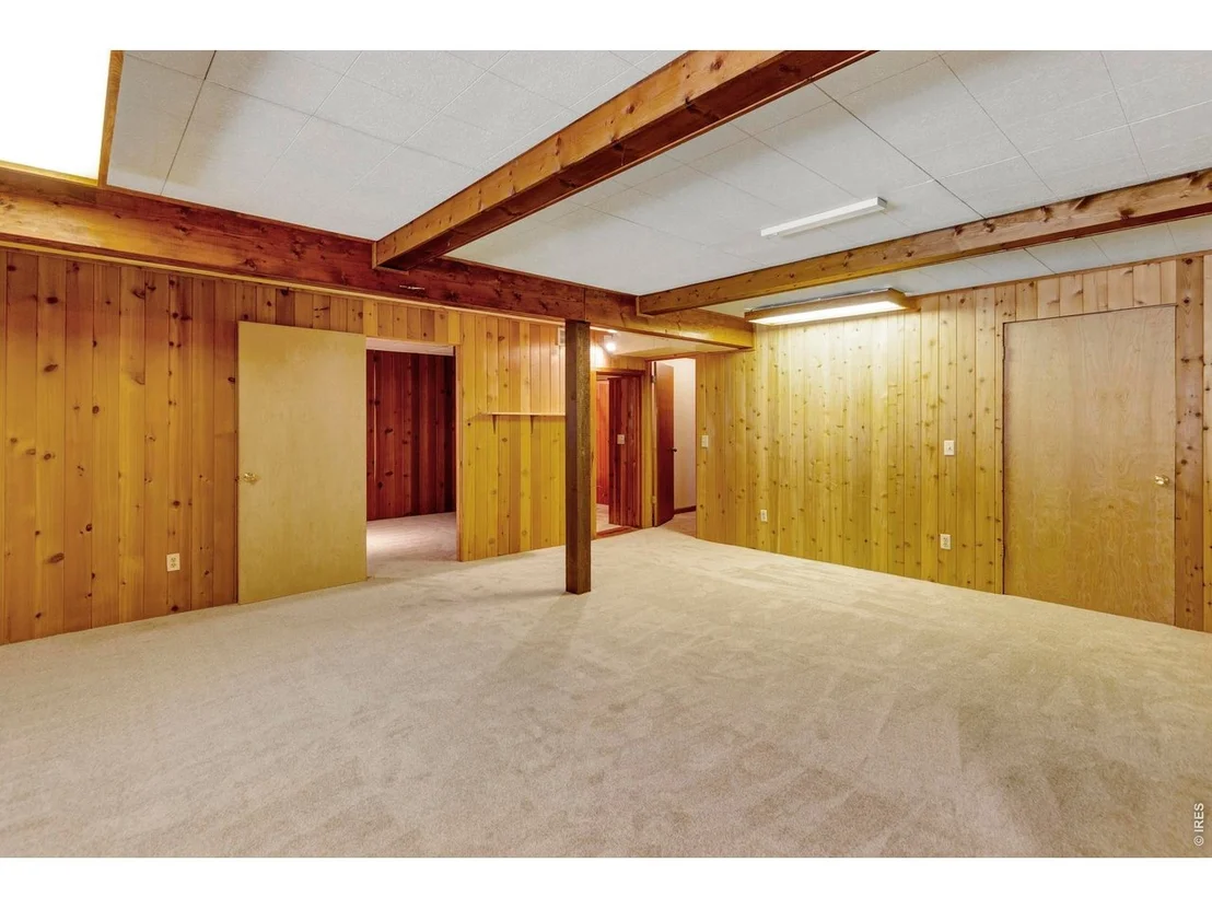 Photo of 1996 Uplands Cir