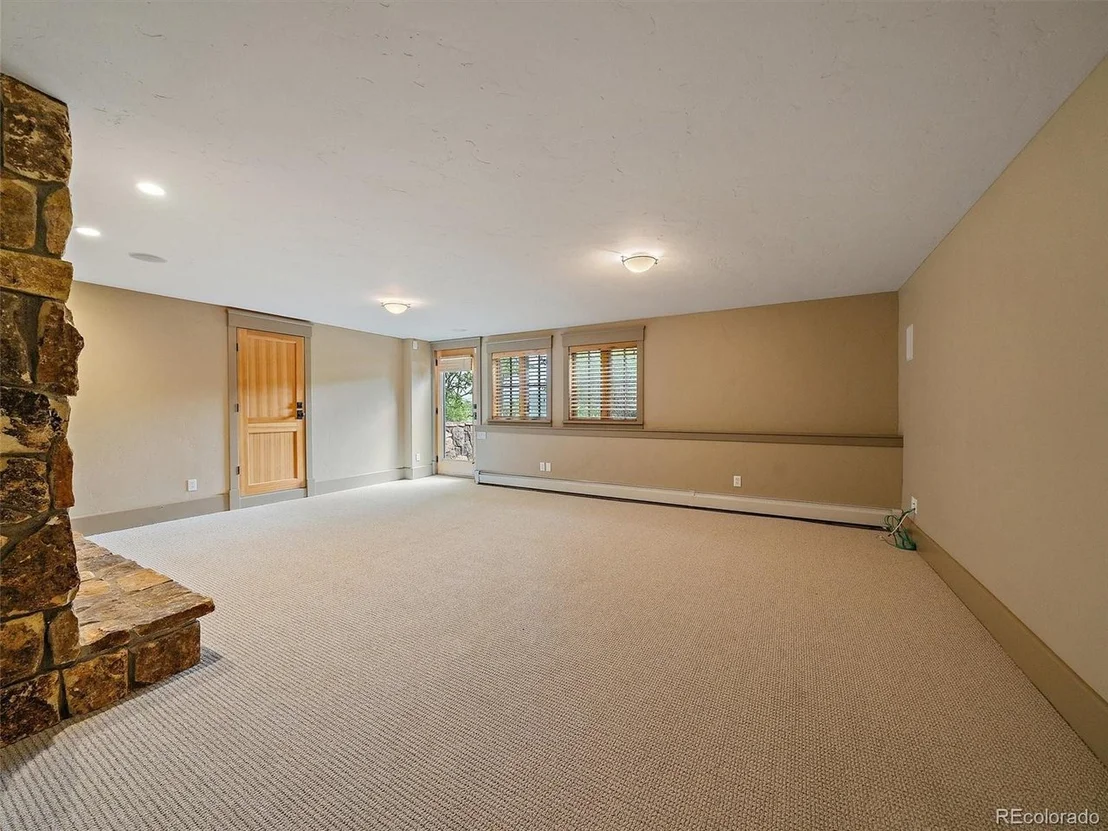 Photo of 5939 Lone Peak Dr
