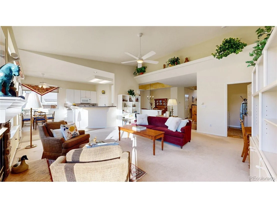 Photo of 1330 Iris Cir