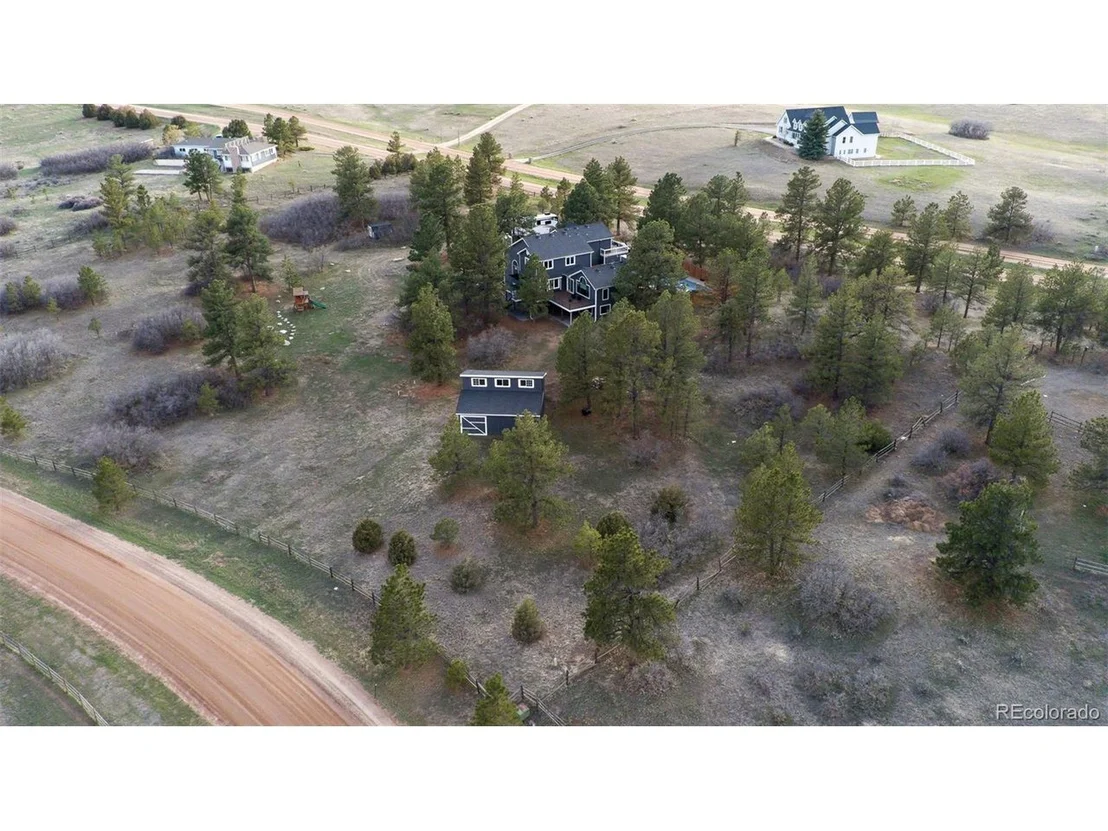 Photo of 1494 Deerpath Rd
