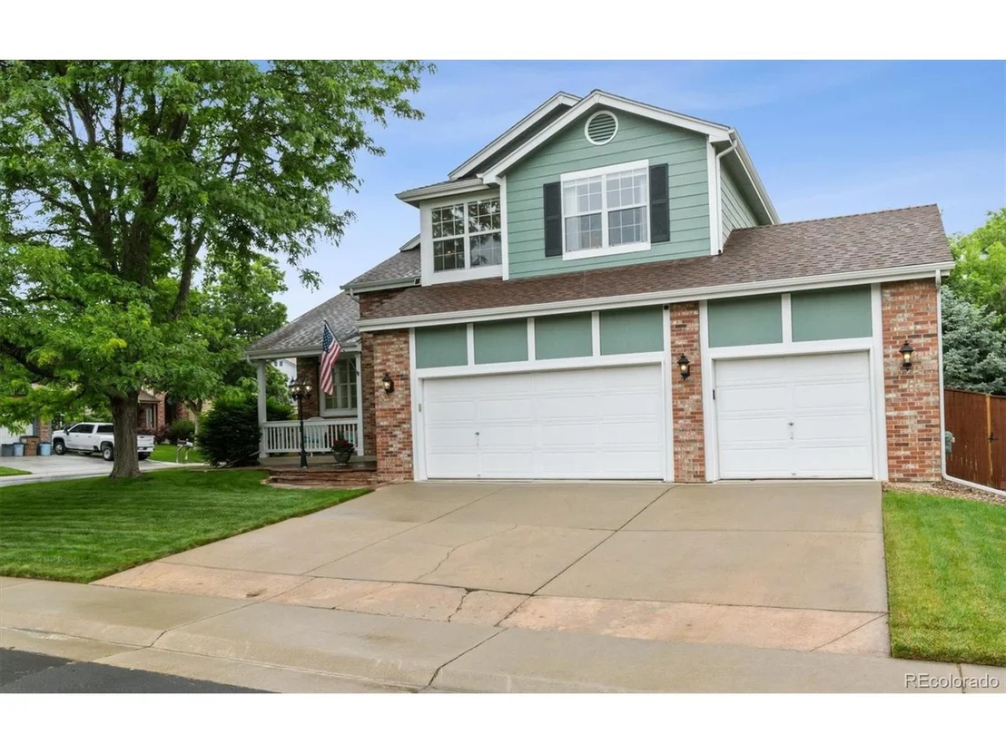Photo of 1395 Foxtail Dr