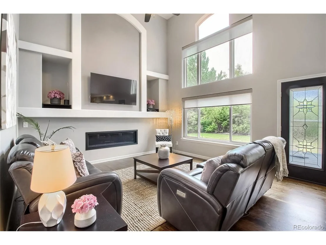 Photo of 1100 Sunset Dr