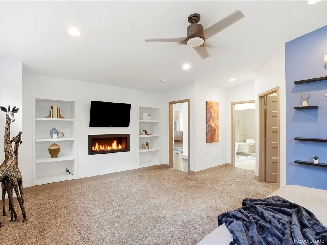 Photo of 5809 S Skyline Dr