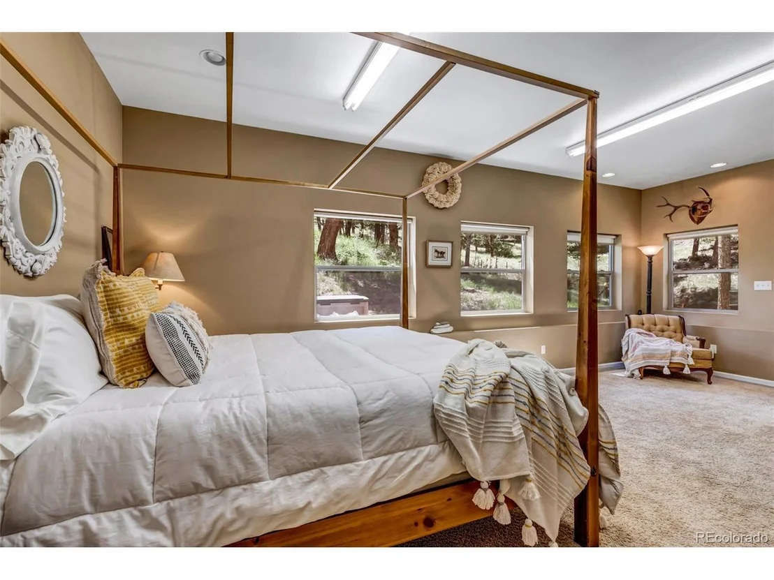 Photo of 512 Mary Beth Rd