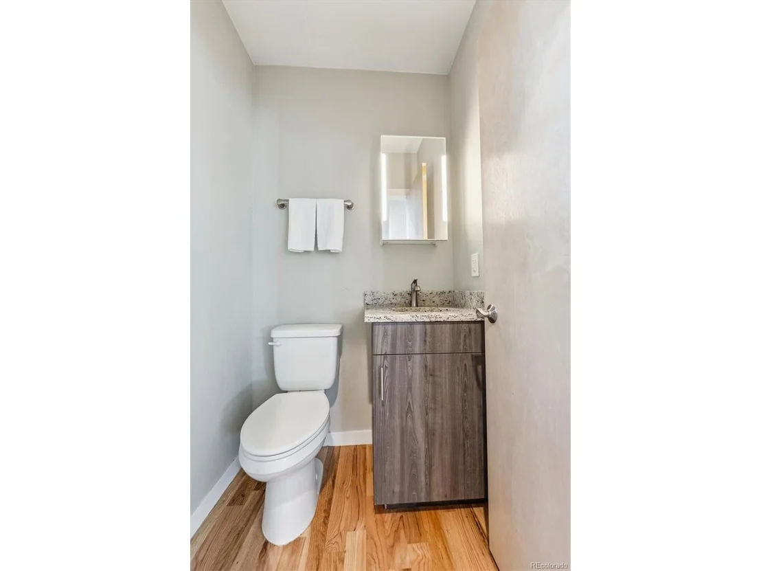 Photo of 6942 Juniper Ct