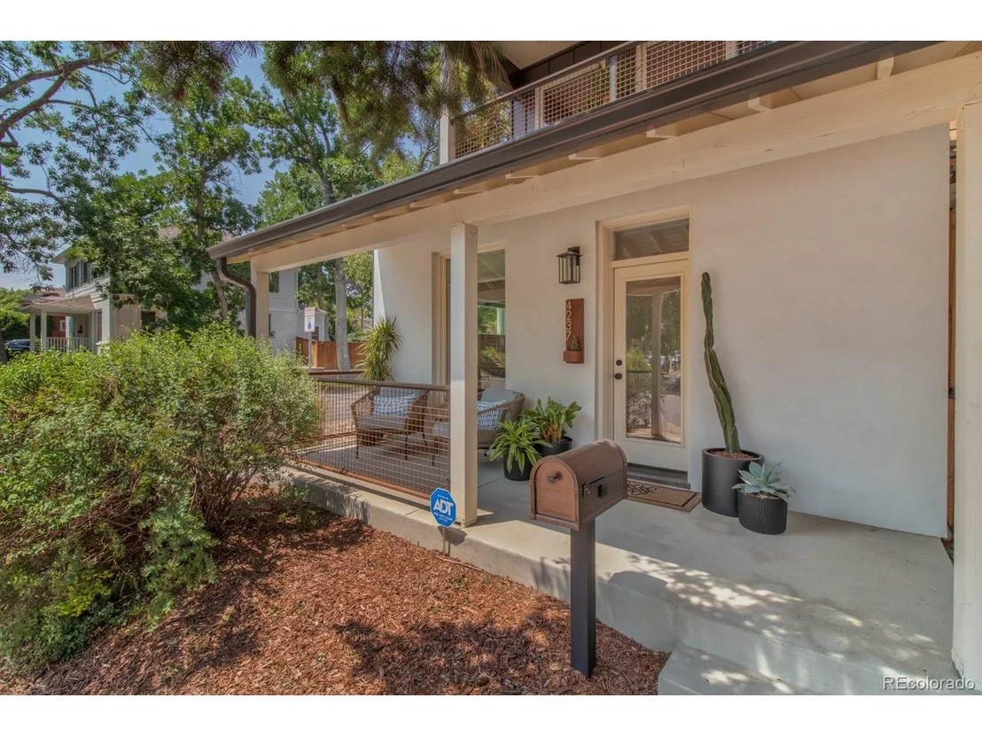 Photo of 4237 W 35th Ave
