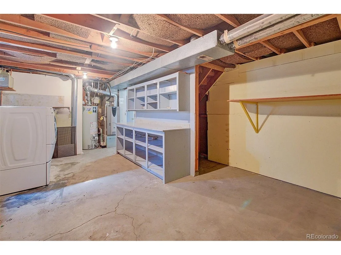 Photo of 6054 Iris Way