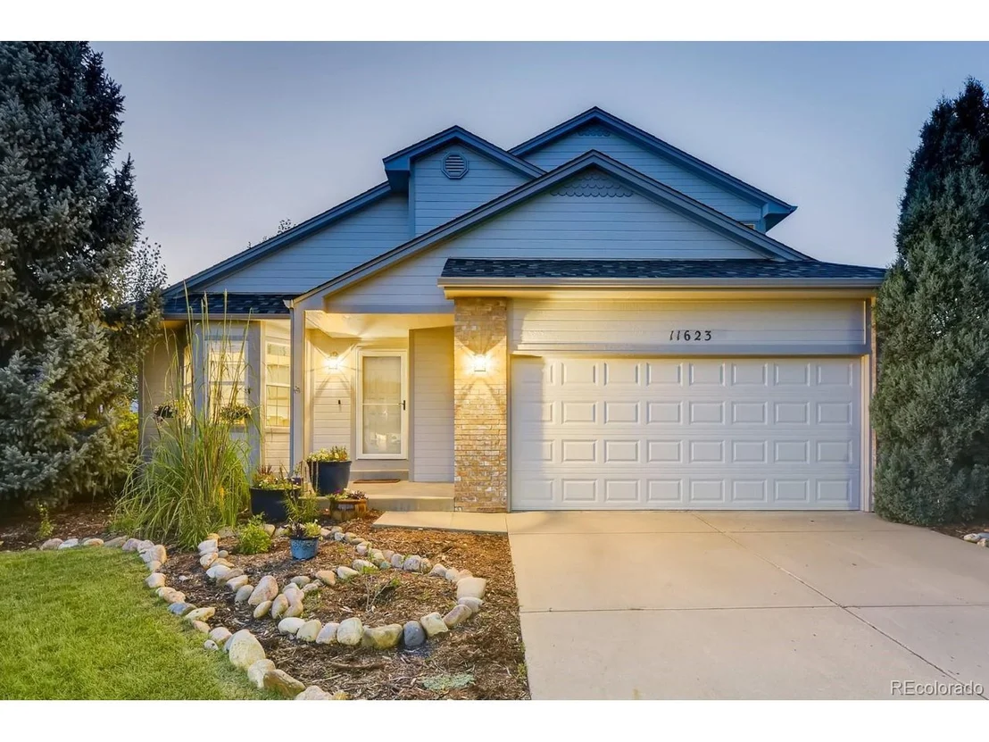 Photo of 11623 Laurel Ln