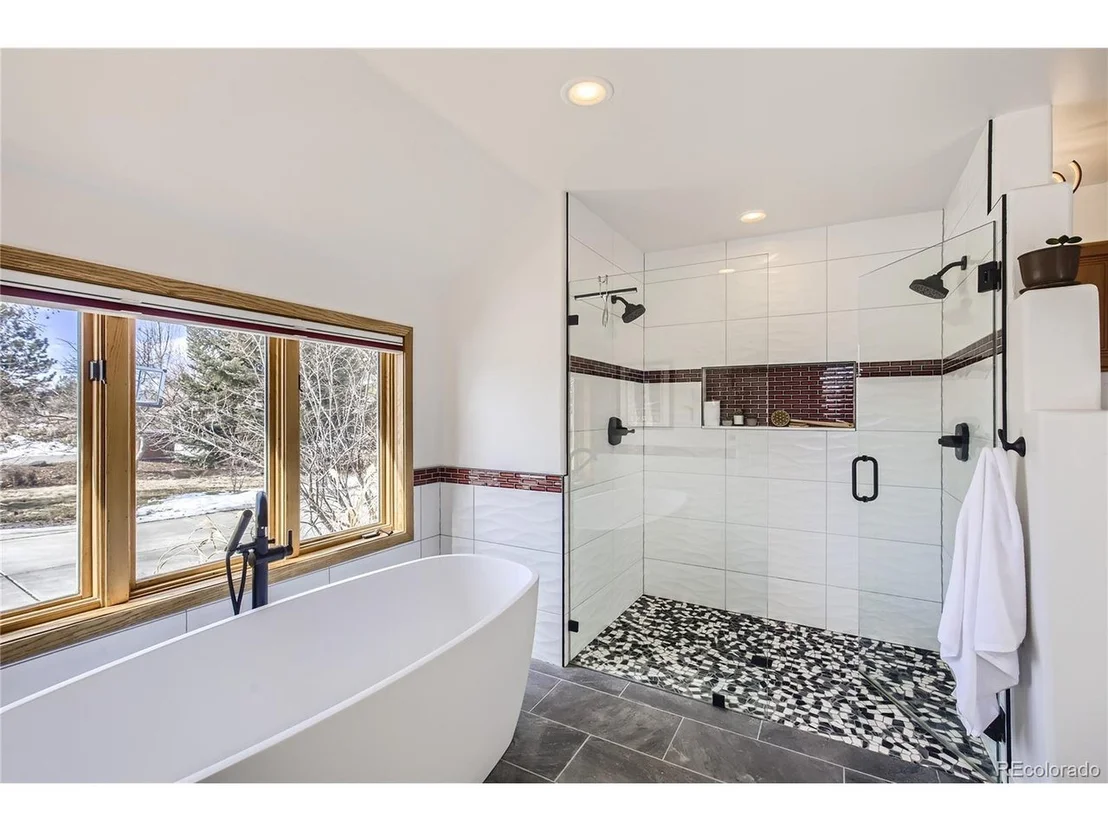 Photo of 7578 Crestview Dr