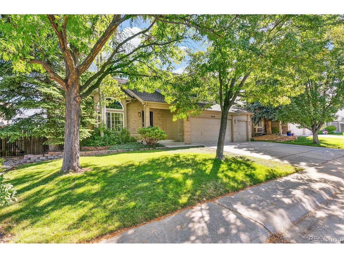 Photo of 9528 La Quinta Dr