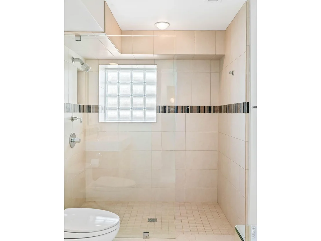 Photo of 2920 Lafayette Dr