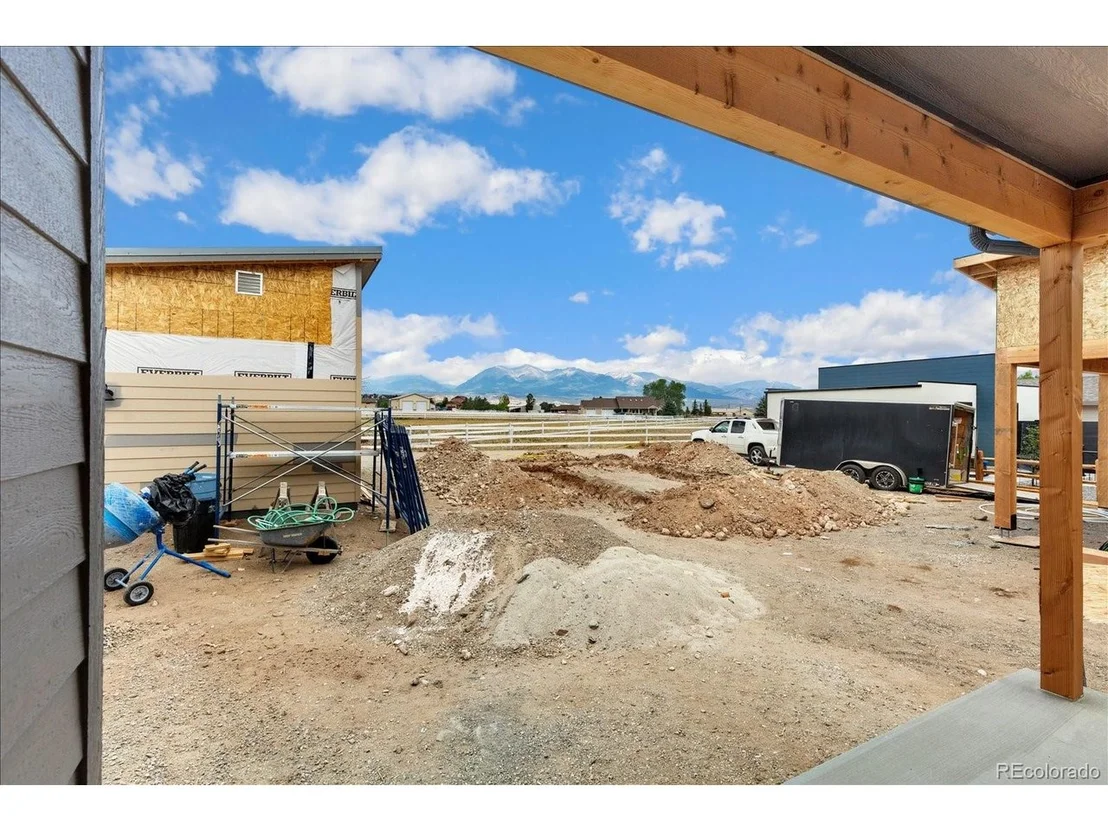 Photo of 140 Mesa View Ln