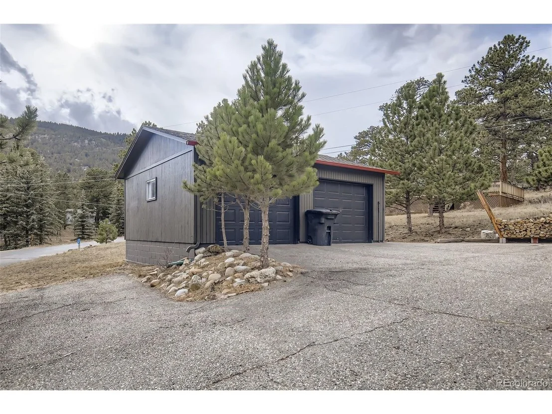 Photo of 178 Stanley Circle Dr
