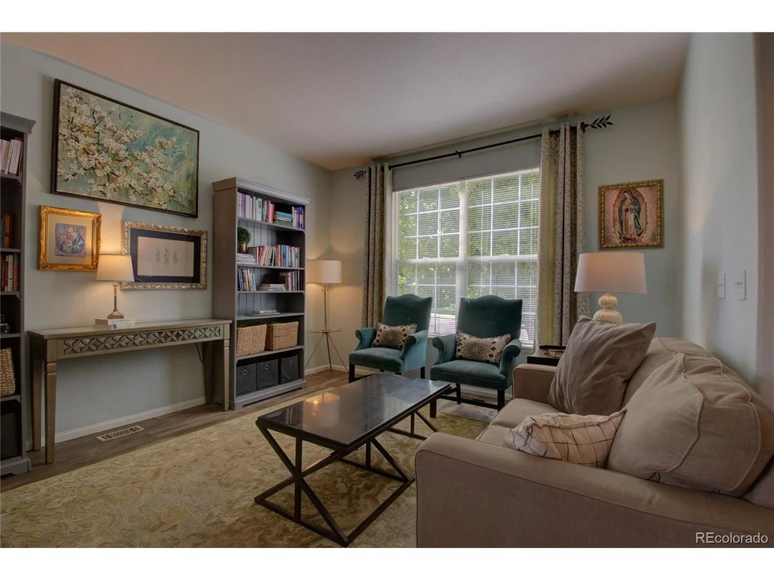 Photo of 646 Clarendon Dr