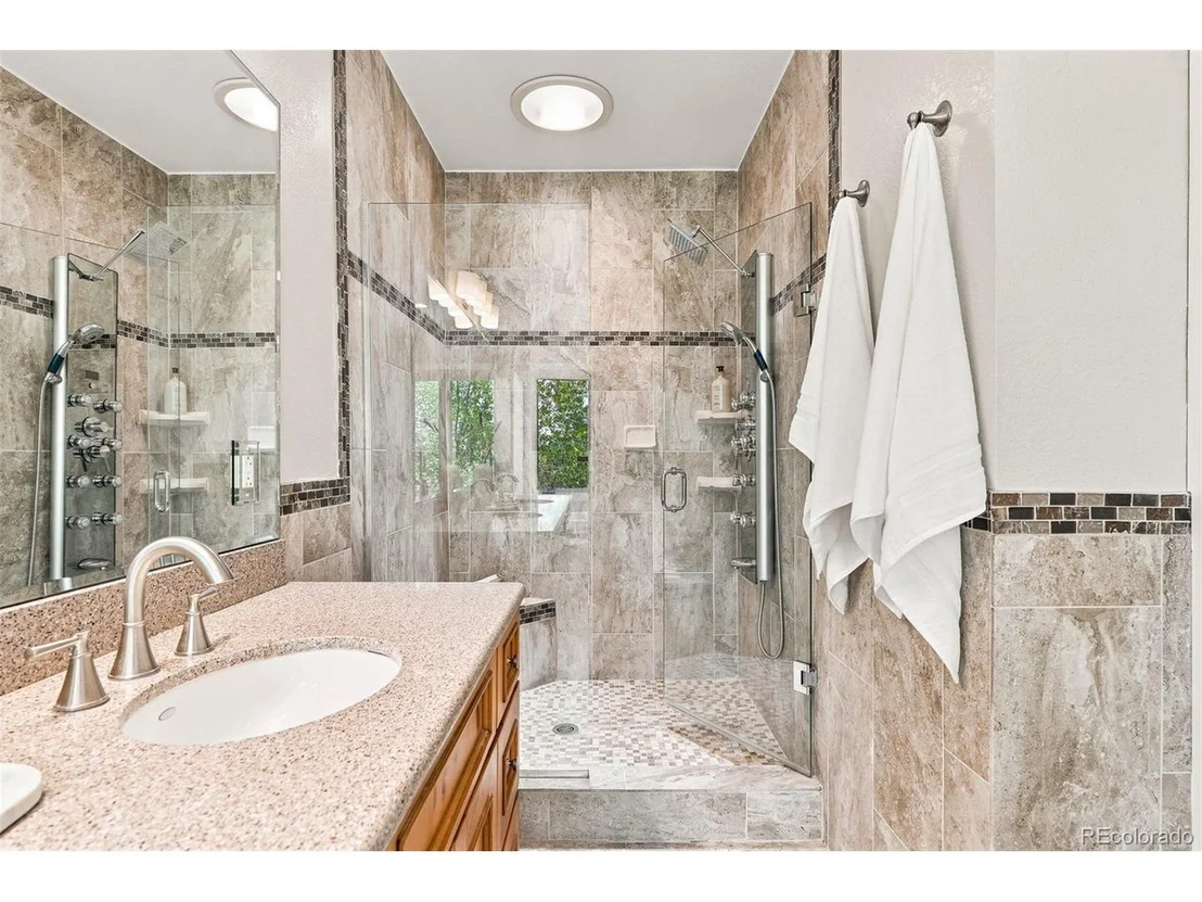 Photo of 792 Ithaca Dr