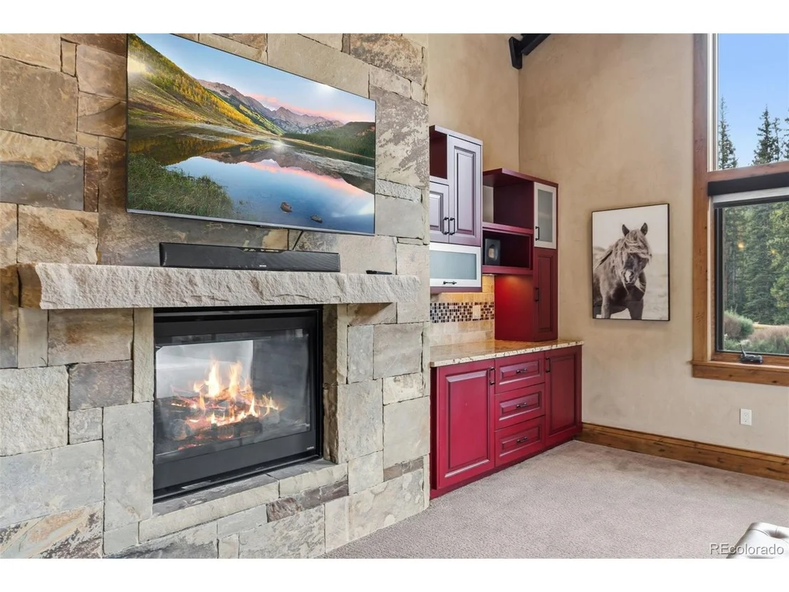 Photo of 560 Beeler Pl